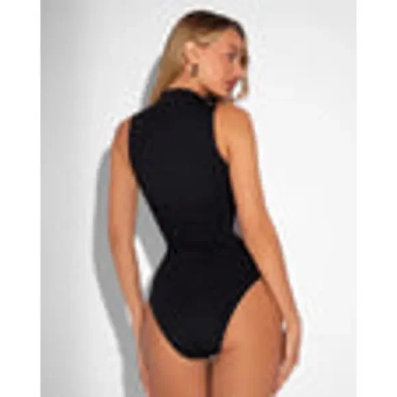 TA3 Surfy Contour Swimsuit M Regular/Long Black White NWT - Picture 2 of 6